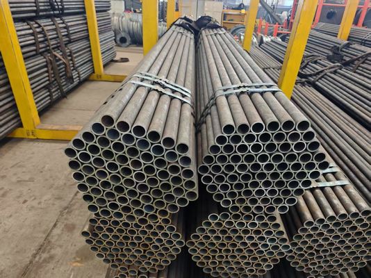 Υψηλής θερμοκρασίας ανθεκτικός στη διάβρωση σωλήνας από χάλυβα λέβητα για εφαρμογές υψηλής πίεσης