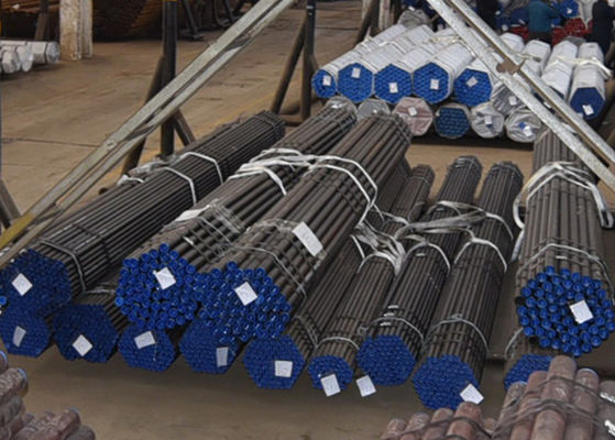 άνευ ραφής σωλήνας χάλυβα άνθρακα 114.3mm ASTM A210 για τις εγκαταστάσεις παραγωγής ενέργειας
