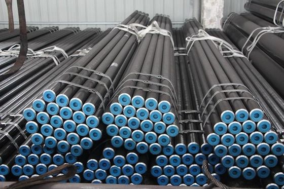 Χωρίς ραφή Boiler Steel Tube Schedule 40 Dry Varnish Coated A53 Carbon Steel