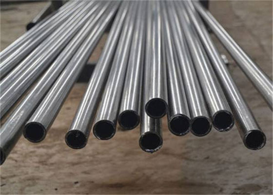Άνευ ραφής σωλήνας ASTM A335 χάλυβα κραμάτων ζωγραφικής αντι Corrision μαύρος